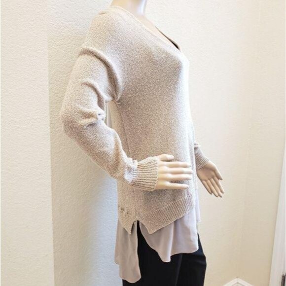 Nine West Women Medium Metallic gray Knit Sweater With Chiffon Hem long sweater - Picture 5 of 5